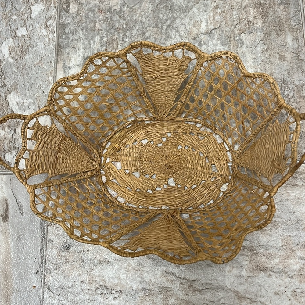 Handmade Woven Basket Made In Italy. With Two Handles. - Picture 3 of 16